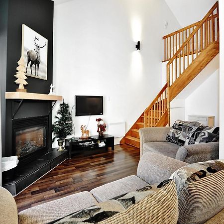 Condo 305 33 Chemin Du Hameau By Les Chalets Alpins Stoneham Exterior foto